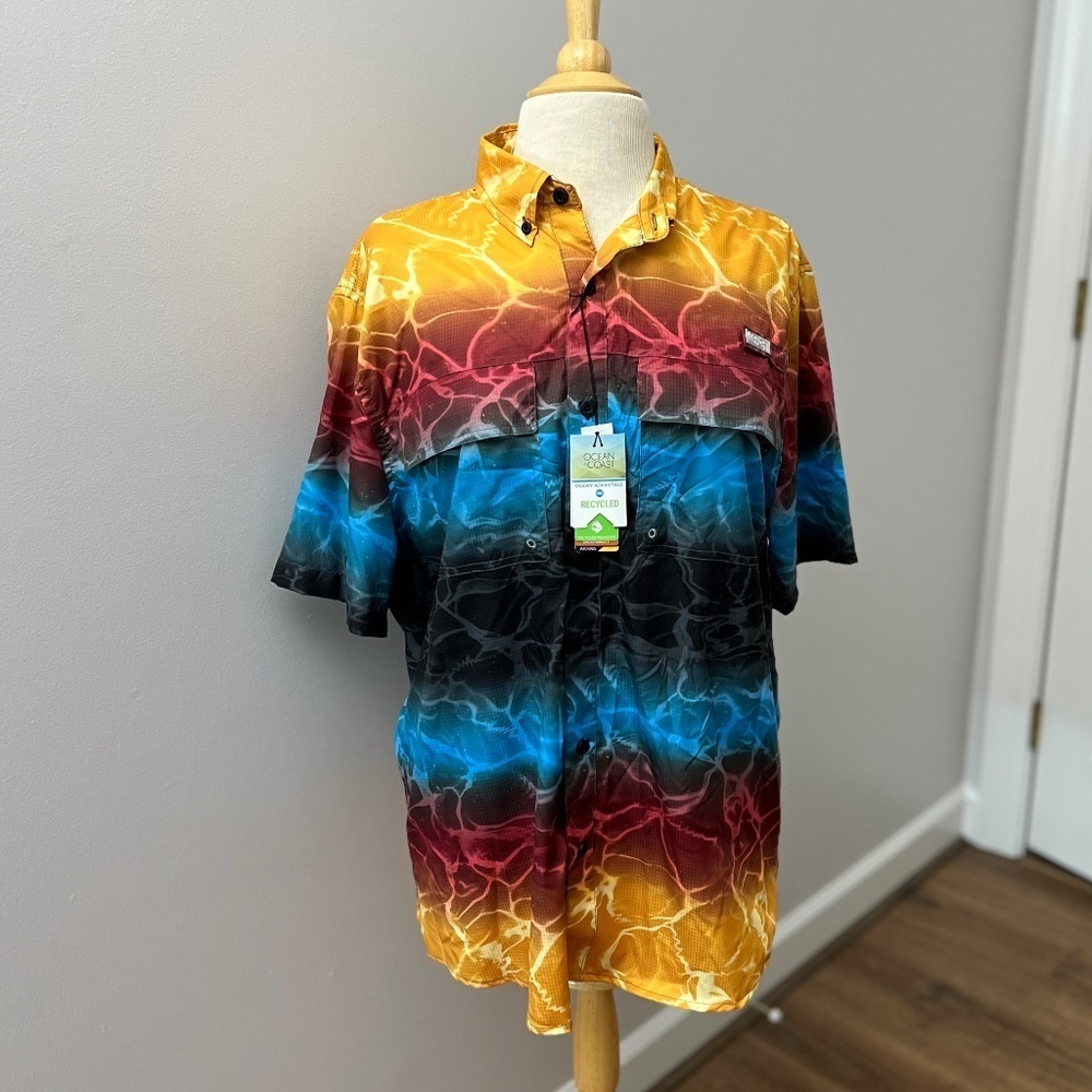 NWT Ocean+Coast Ocean Advantage Button Down Colorful Wave Fishing Shirt Men Sz M